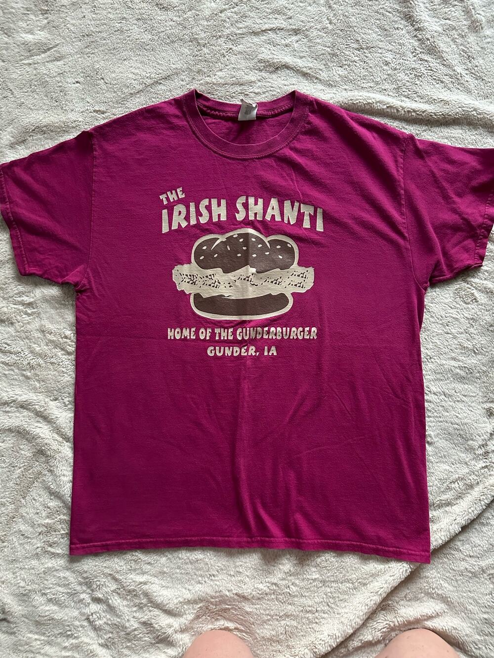 Gildan Gunderburger The Irish Shanti T-shirt Large